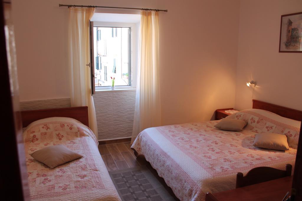 Apartments Nerio Ragusa Esterno foto